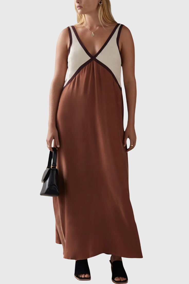 Vestido boho de verano con escote en V