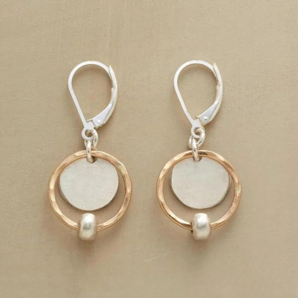 Pendientes vintage de perlas con revestimiento de oro y plata