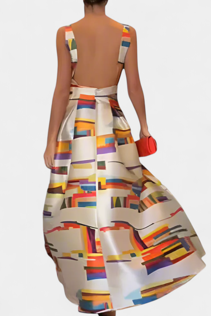 Vestido Zara con diseño artístico y espalda descubierta