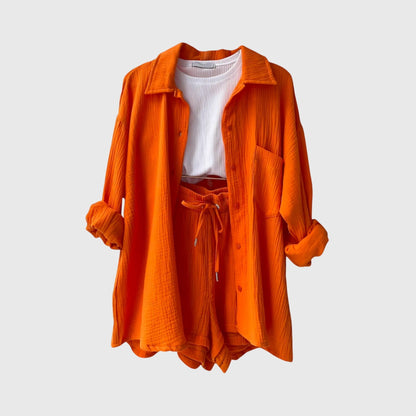 Conjunto de verano con camiseta y pantalones cortos