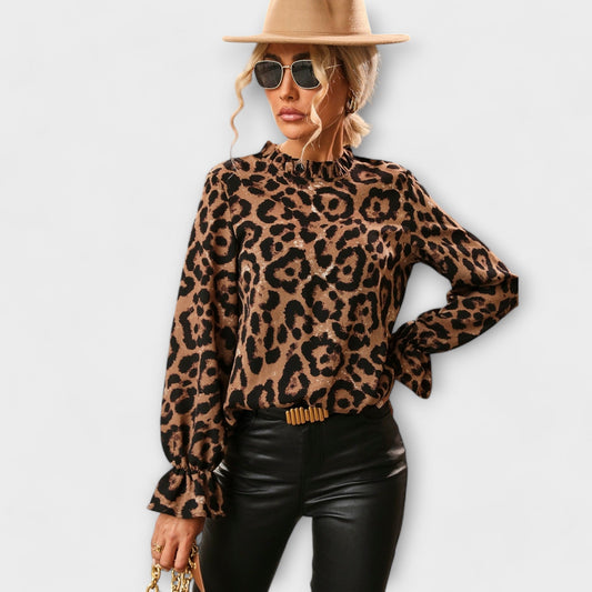 Camisa de leopardo con cuello vuelto elegancia salvaje