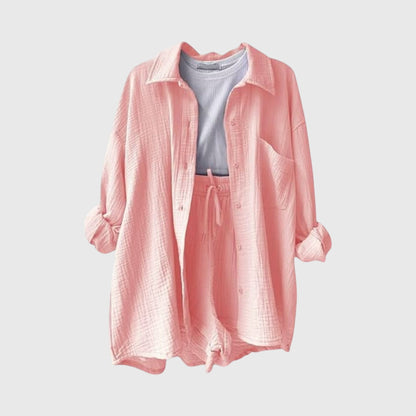 Conjunto de verano con camiseta y pantalones cortos