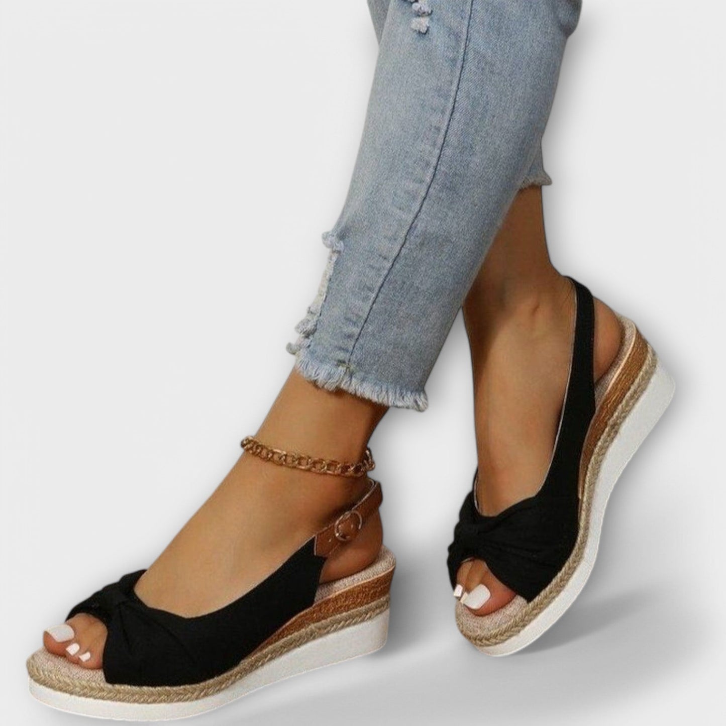 Sandalias ortopédicas con correas ajustables