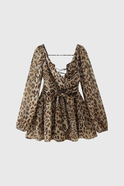 Vestidos mini con escote en V y mangas ligeras