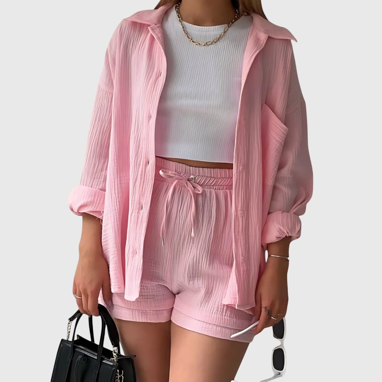 Conjunto de verano con camiseta y pantalones cortos