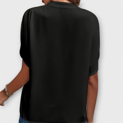 Camisa elegante y ligera para mujer