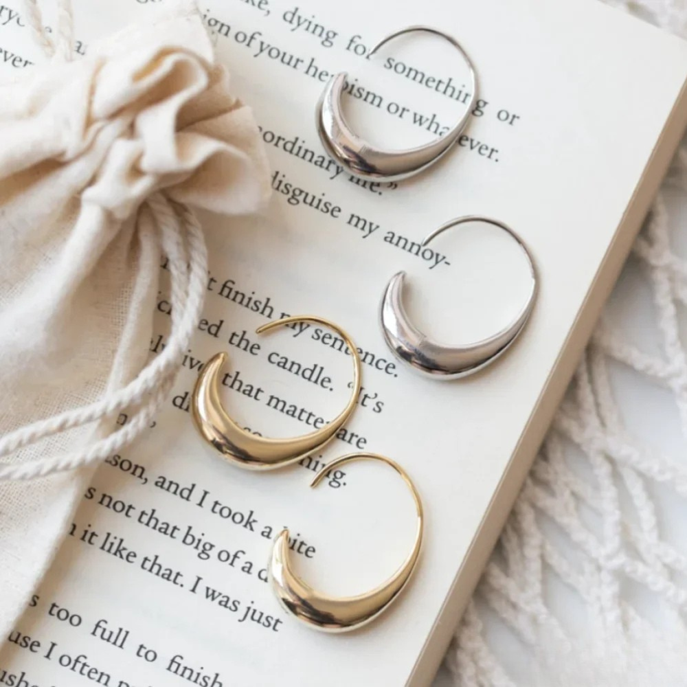 Pendientes de diseñador elegantes de alta calidad