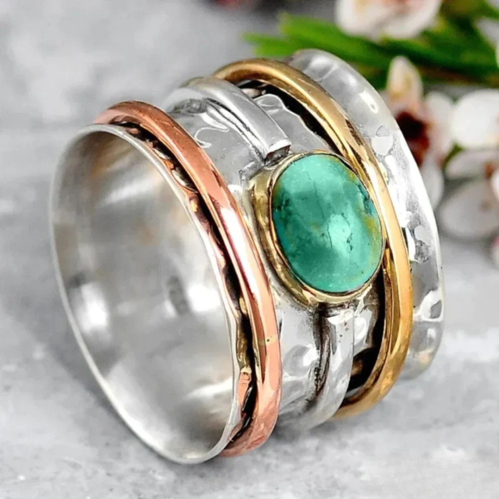 Anillo nostálgico en oro y plata