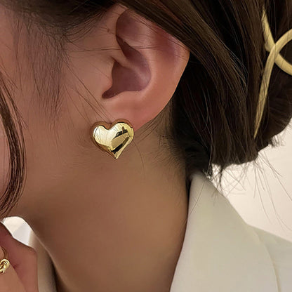 Pendientes de corazón elegantes con zirconia de alta calidad