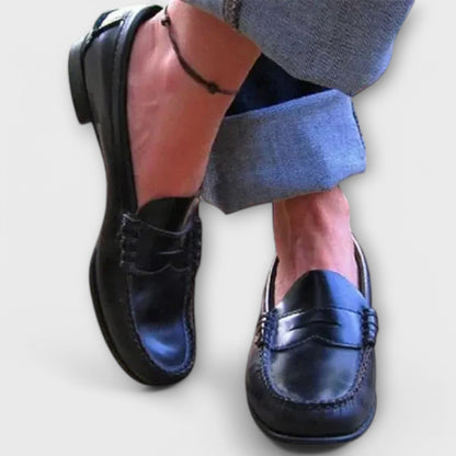 Botas loafers clásicas y elegantes para mujer