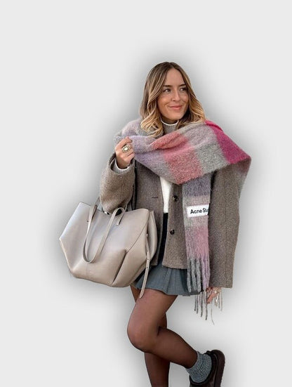 Bolso de mano con pliegues laterales