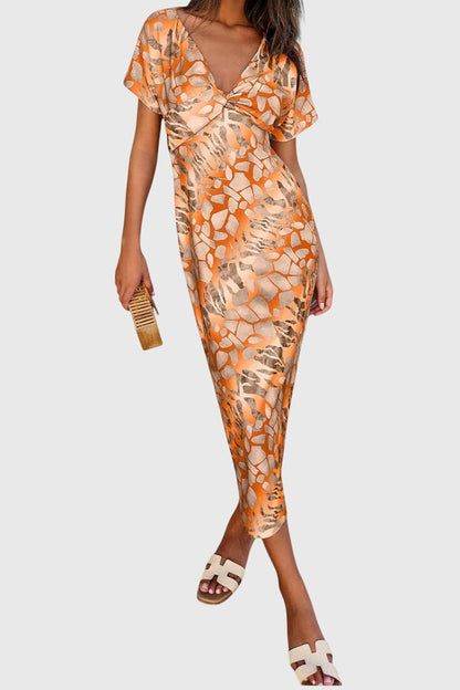 Vestidos con estampado abstracto y escote en V