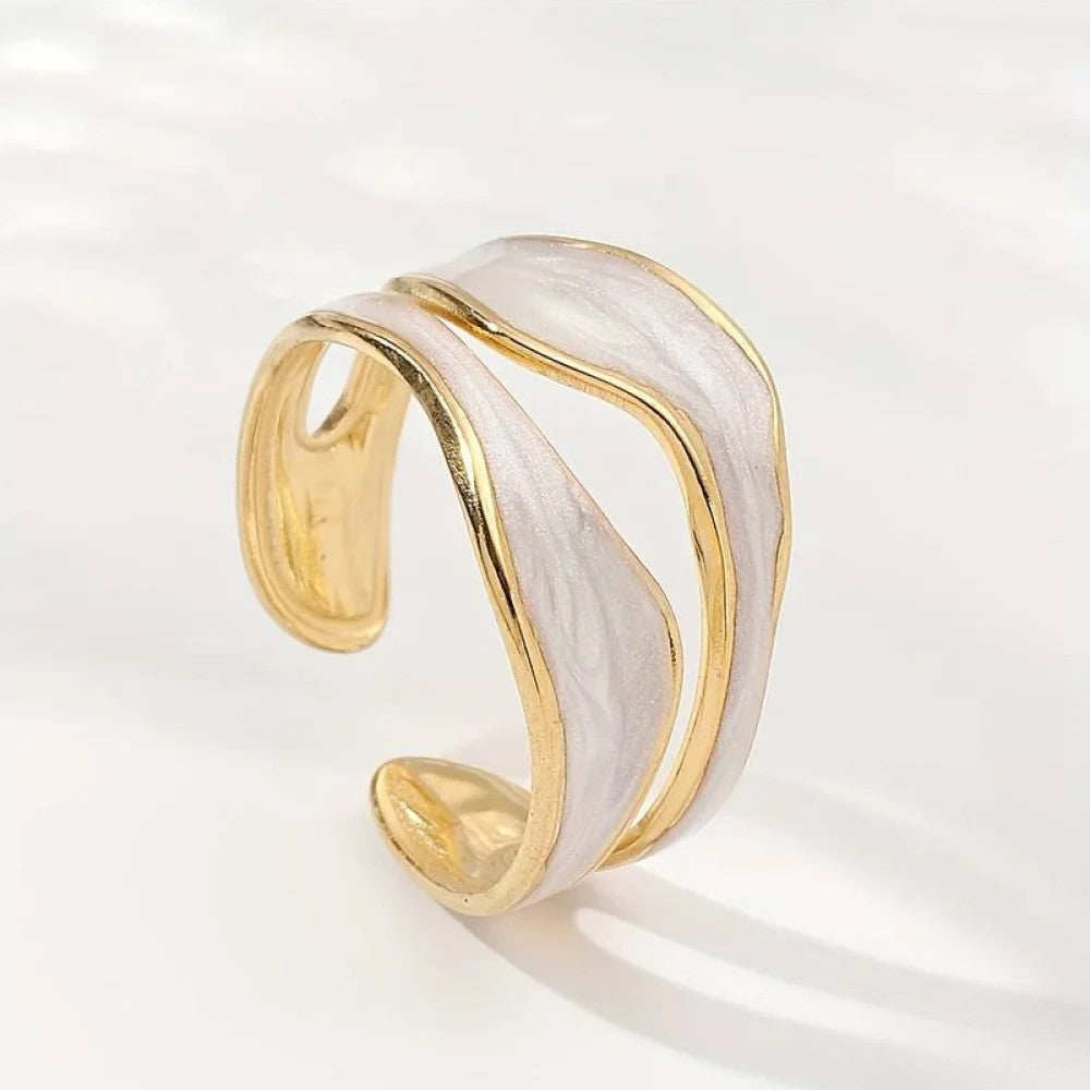 Anillo antiguo de oro blanco