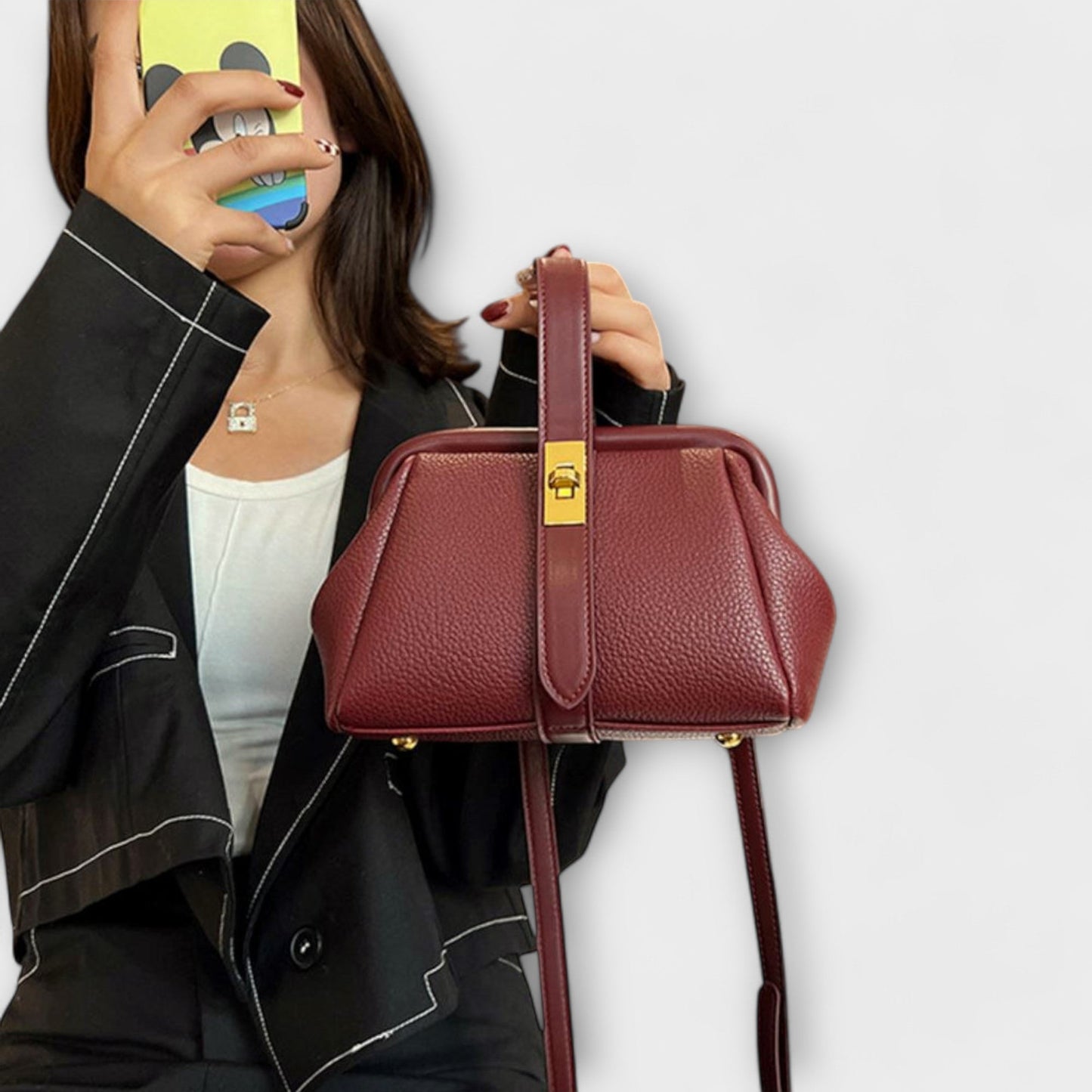 Bolso retro elegante y versátil