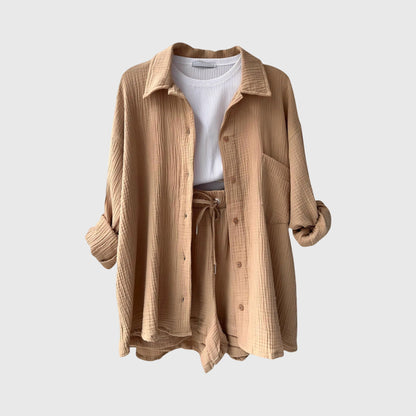 Conjunto de verano con camiseta y pantalones cortos