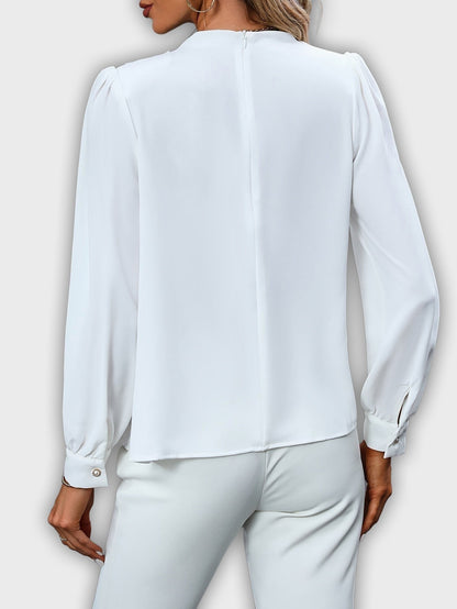 Camisa elegante de cuello alto