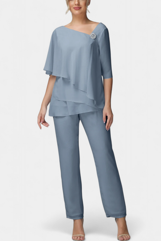 Conjunto Dina de dos piezas con silueta femenina sin esfuerzo