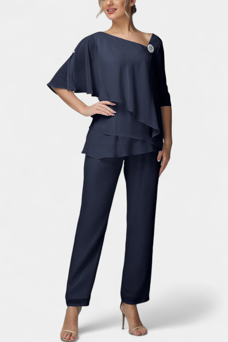 Conjunto Dina de dos piezas con silueta femenina sin esfuerzo