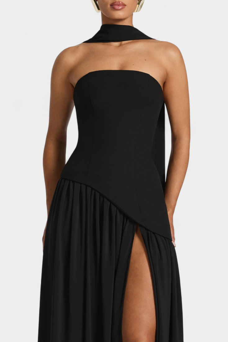 Vestido maxi Selina de chiffon con un hombro descubierto y abertura lateral