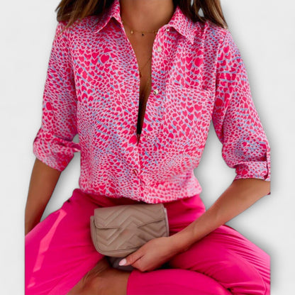 Camisa clásica con cuello elegancia y comodidad diaria